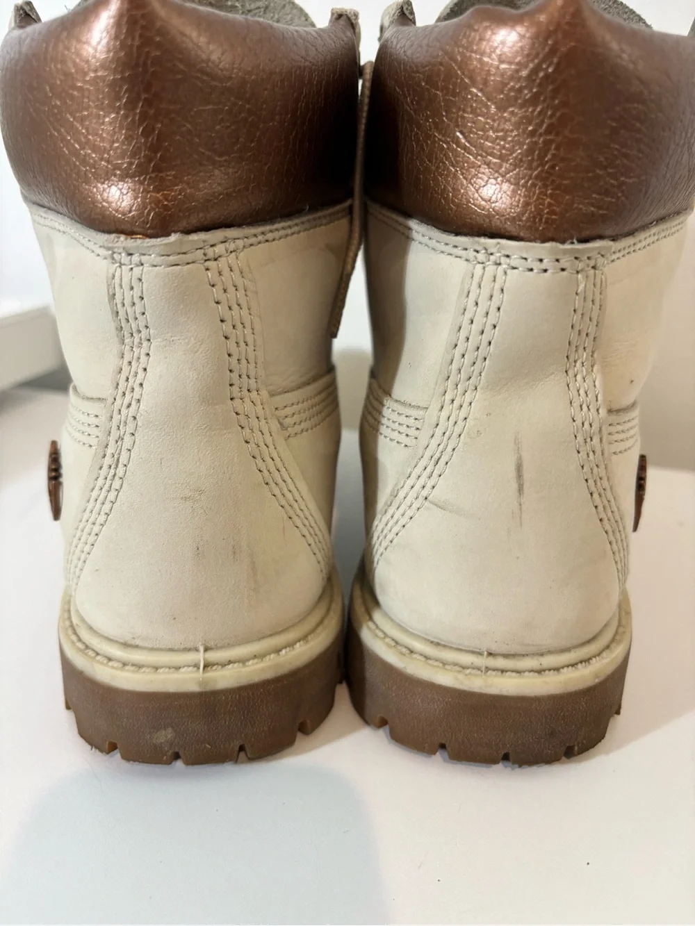 Timberland Women 7.5 Rose Gold Insulated Boots Lace Up Casual Fall Waterproof